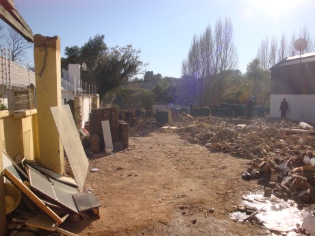 South to North View.  I stood almost where the driveway gate will be to take this. It gives quite a good sense of the length of the site.