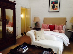 The bedroom had a double volume ceiling and exposed beams.